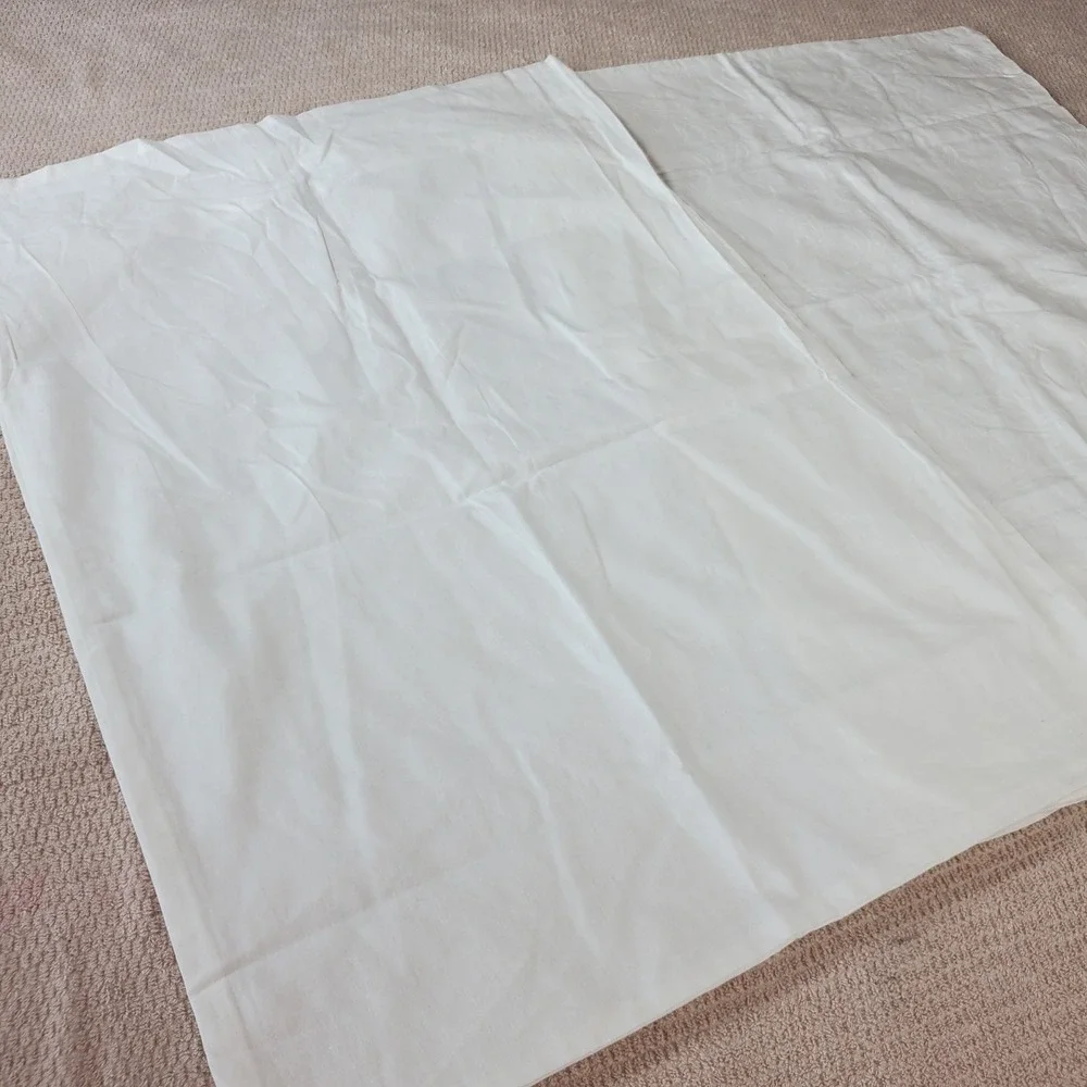 Nicole Miller Home‎ 2 Standard Pillowcase White With White Florals 100% Cotton